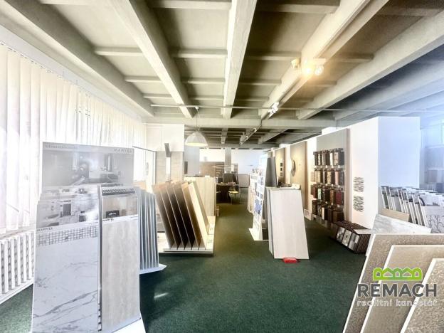 Pronájem obchodního prostoru, Staré Město, Luční čtvrť, 206 m2