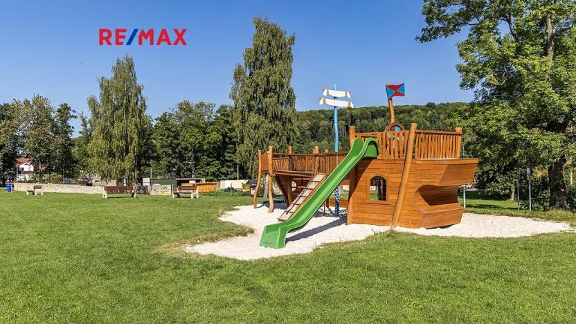 Prodej rodinného domu, Dolní Podluží, 537 m2