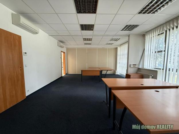 Pronájem kanceláře, Praha - Vysočany, Lisabonská, 58 m2
