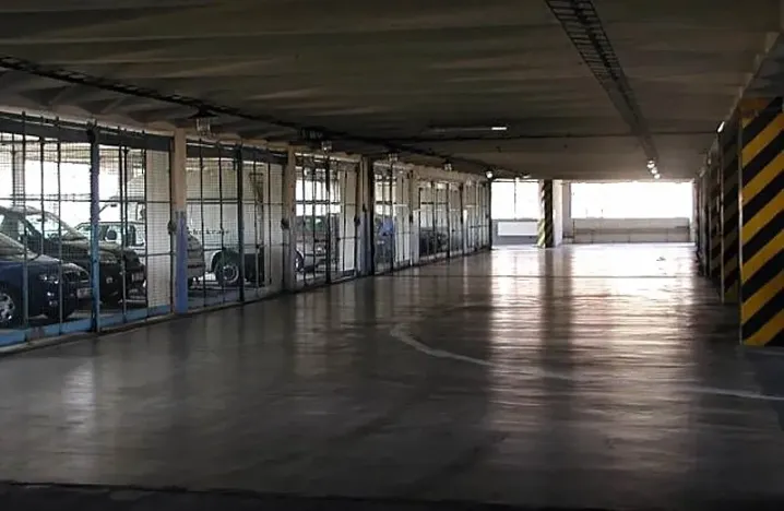 Pronájem komerční nemovitosti, Hradec Králové, náměstí 5. května, 16 m2