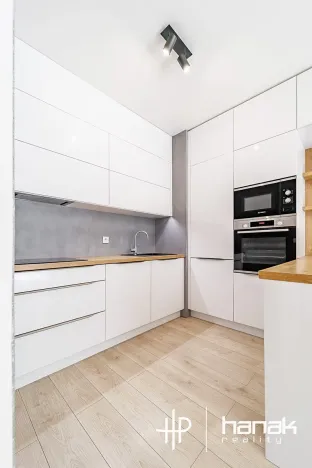 Pronájem bytu 2+kk, Olomouc, gen. Píky, 56 m2