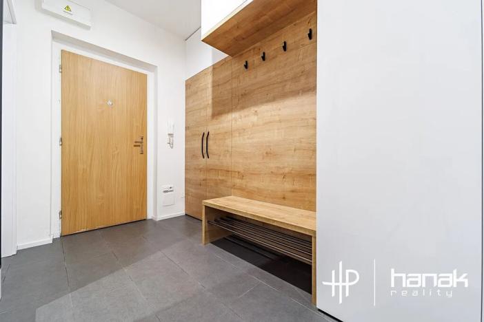 Pronájem bytu 2+kk, Olomouc, gen. Píky, 56 m2