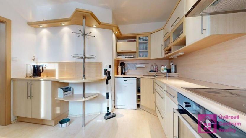 Prodej bytu 3+1, Břeclav, U Jánského dvora, 75 m2