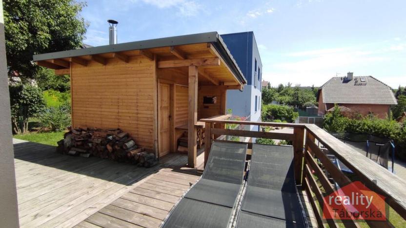 Prodej rodinného domu, Říčany, 341 m2