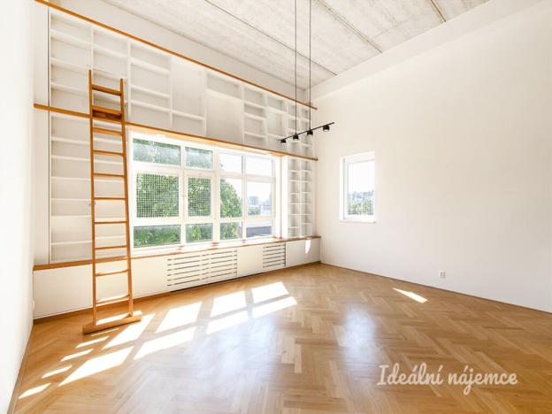 Prodej bytu 2+kk, Praha - Michle, Novobohdalecká, 74 m2