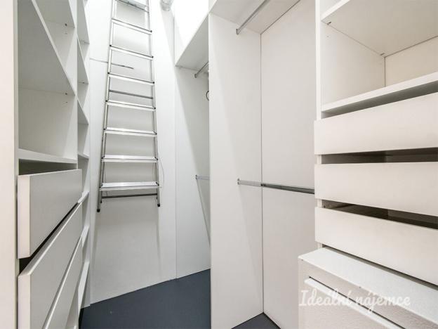 Prodej bytu 2+kk, Praha - Michle, Novobohdalecká, 74 m2