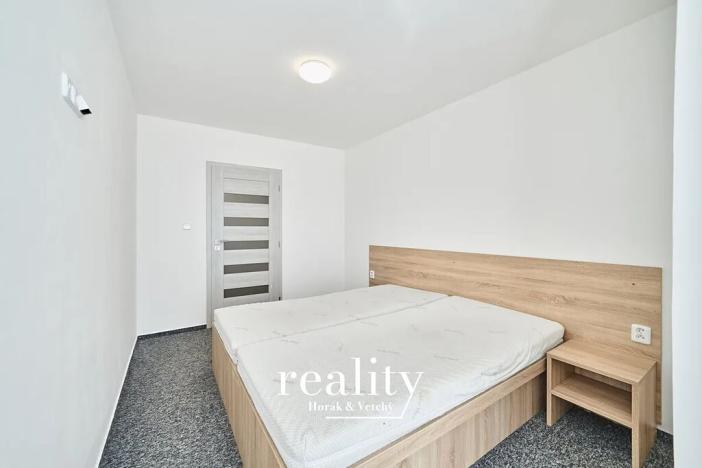 Prodej bytu 2+kk, Dešná, 49 m2