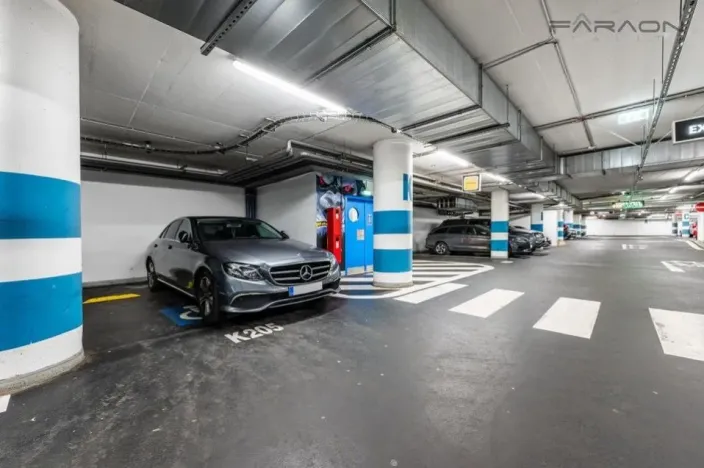 Prodej bytu 4+1, Praha - Smíchov, Stroupežnického, 105 m2