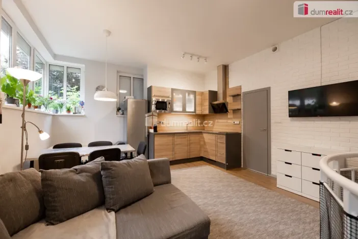 Prodej bytu 2+kk, Praha - Košíře, Zahradníčkova, 54 m2