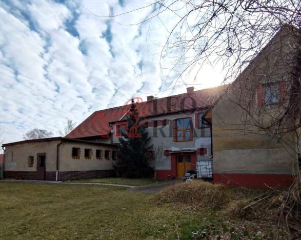 Prodej vícegeneračního domu, Český Brod - Štolmíř, 600 m2