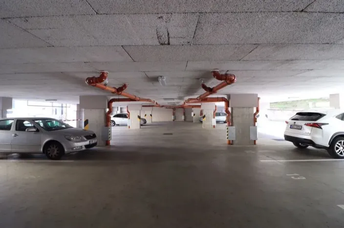 Pronájem bytu 1+kk, Praha - Smíchov, Křížová, 35 m2