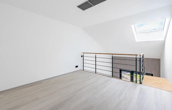 Pronájem bytu 2+kk, Praha - Hlubočepy, Slivenecká, 42 m2