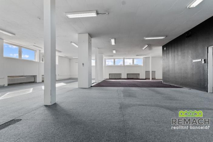 Pronájem obchodního prostoru, Kunovice, Pekařská, 217 m2
