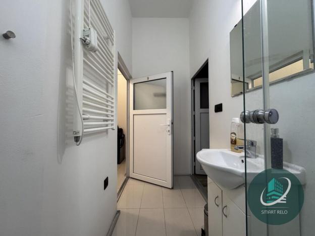 Pronájem obchodního prostoru, Praha - Libeň, Na žertvách, 55 m2