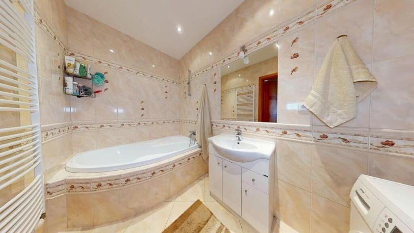 Prodej bytu 3+kk, Karlovy Vary, Vřídelní, 81 m2