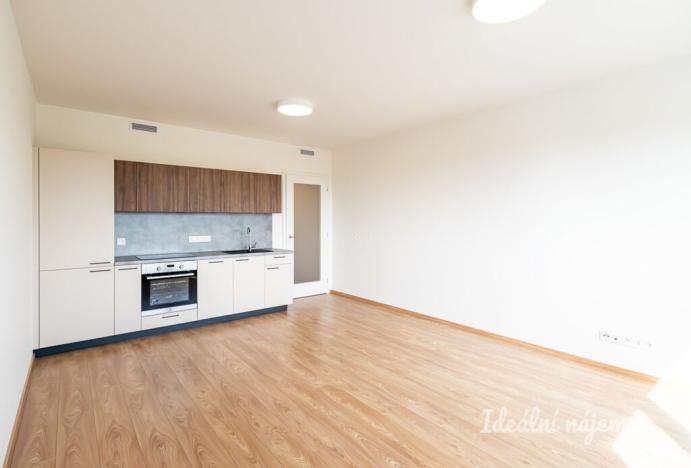 Pronájem bytu 1+kk, Praha - Kamýk, Zimova, 34 m2