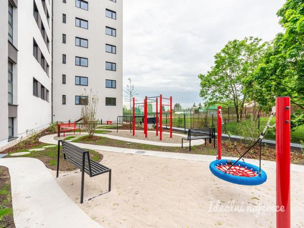 Pronájem bytu 1+kk, Praha - Kamýk, Zimova, 34 m2