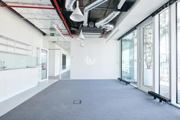 Pronájem kanceláře, Praha - Holešovice, Plynární, 443 m2