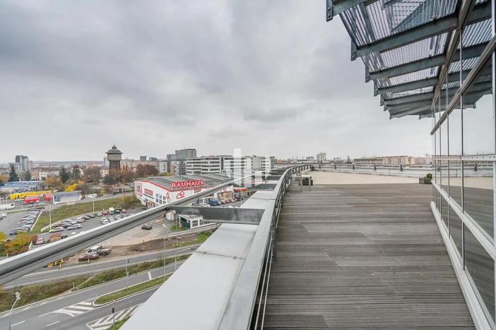 Pronájem kanceláře, Praha - Nusle, Doudlebská, 635 m2
