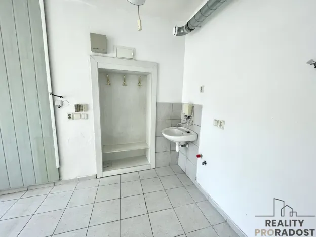 Pronájem obchodního prostoru, Šternberk, ČSA, 20 m2