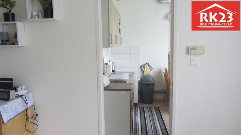 Pronájem bytu 1+1, Karlovy Vary, K. Kučery, 39 m2