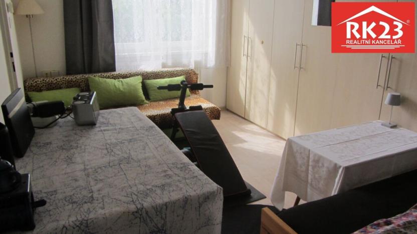 Pronájem bytu 1+1, Karlovy Vary, K. Kučery, 39 m2