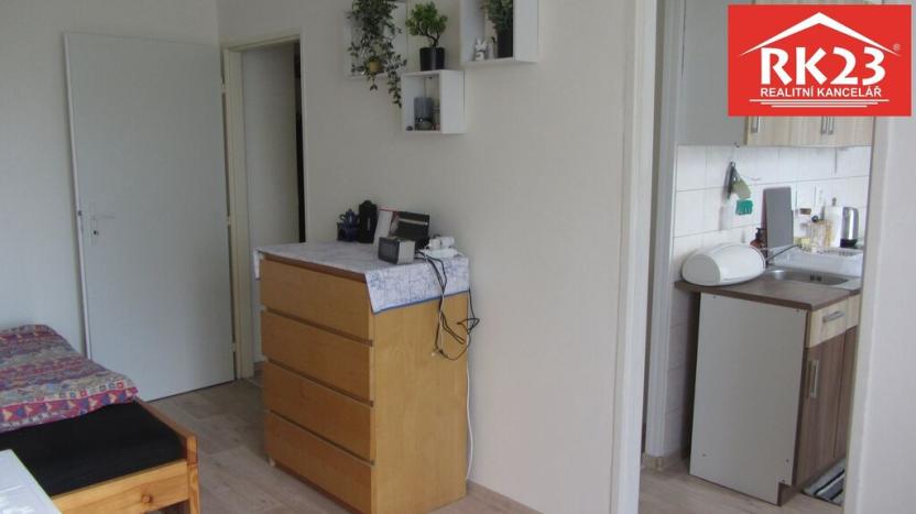 Pronájem bytu 1+1, Karlovy Vary, K. Kučery, 39 m2