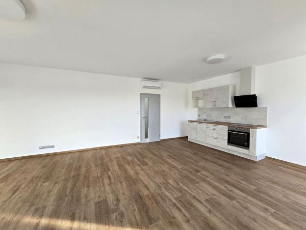 Pronájem bytu 3+kk, Plzeň, Na Rybníčku, 90 m2