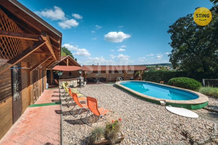 Prodej rodinného domu, Hroubovice, 500 m2