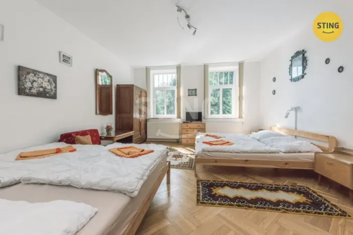 Prodej rodinného domu, Hroubovice, 500 m2