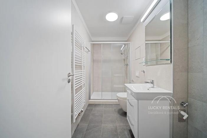 Pronájem bytu 1+kk, Praha - Chodov, Líbalova, 30 m2