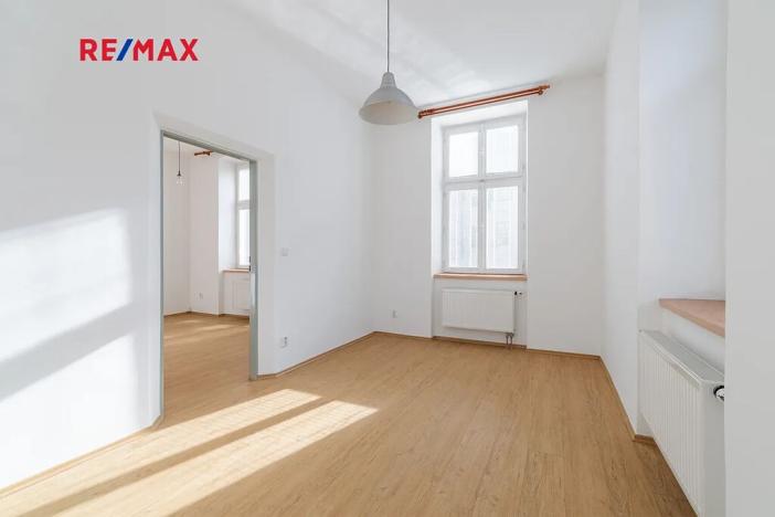 Pronájem bytu 2+1, Plzeň, Nerudova, 58 m2