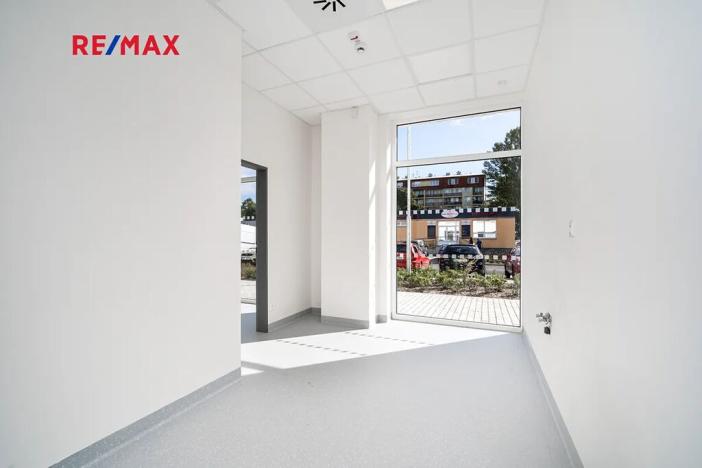 Pronájem ordinace, Milovice, Spojovací, 41 m2