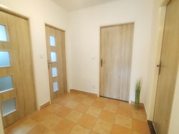 Pronájem bytu 2+1, Ostrava, U Lípy, 87 m2