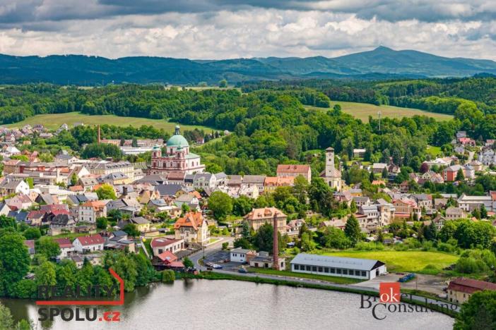 Prodej komerčního pozemku, Jablonné v Podještědí - Zámecká, 1942 m2
