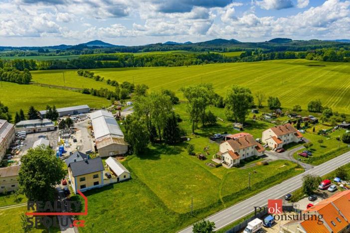 Prodej komerčního pozemku, Jablonné v Podještědí - Zámecká, 1942 m2