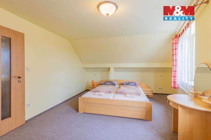 Pronájem restaurace, Malšice - Čenkov, 308 m2