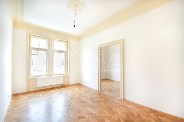 Pronájem kanceláře, Praha - Staré Město, Kaprova, 84 m2