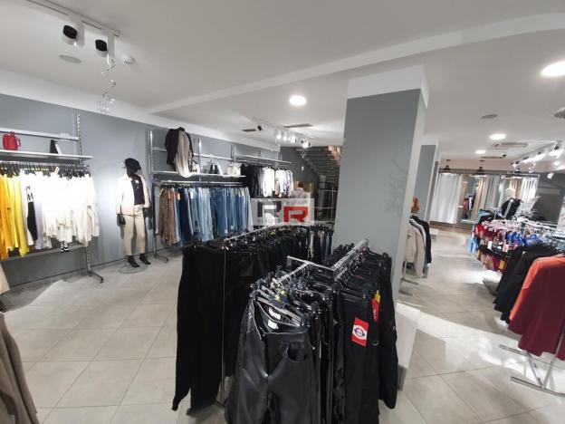 Pronájem obchodního prostoru, Olomouc, 28. října, 438 m2
