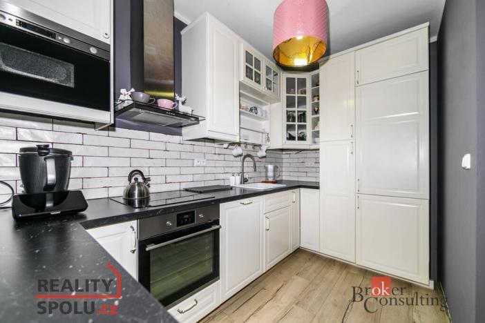 Prodej bytu 3+kk, Bašť, Bořanovická, 71 m2