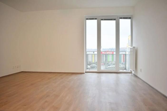 Pronájem bytu 1+kk, Kladno, Jaroslava Holečka, 37 m2