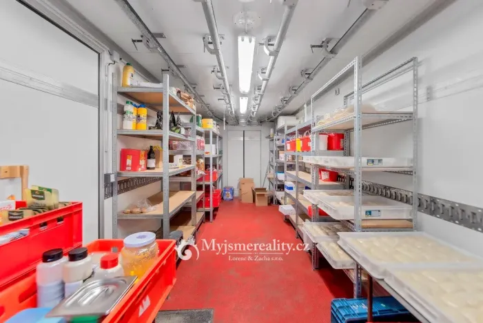 Prodej restaurace, Kuchařovice, 8.Května, 114 m2