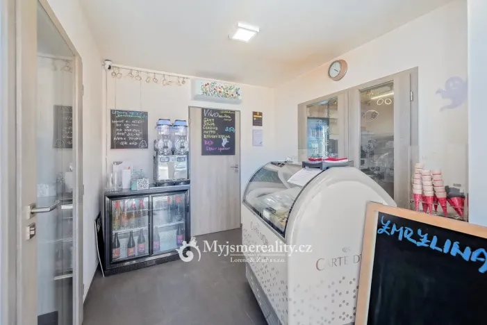 Prodej restaurace, Kuchařovice, 8.Května, 114 m2