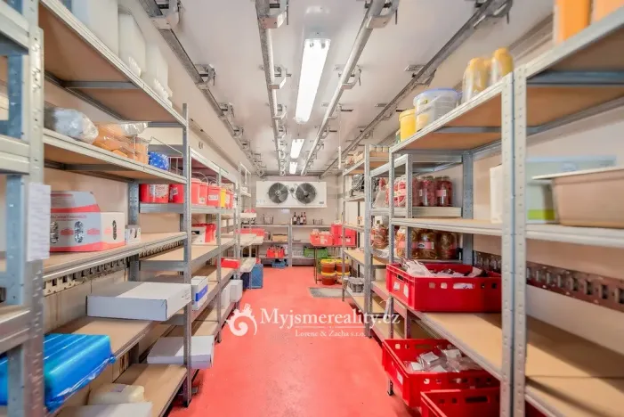 Prodej restaurace, Kuchařovice, 8.Května, 114 m2