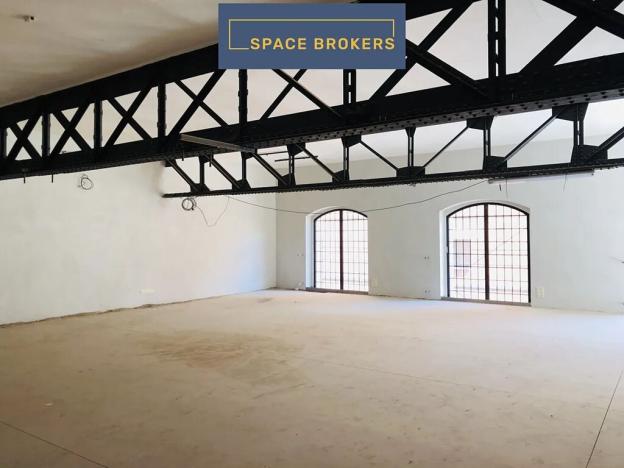 Pronájem kanceláře, Praha, Údolní, 700 m2