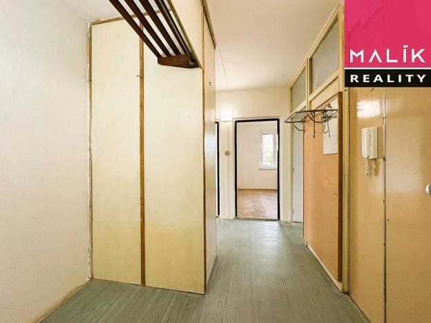 Prodej bytu 4+1, Karlovy Vary, Krušnohorská, 84 m2