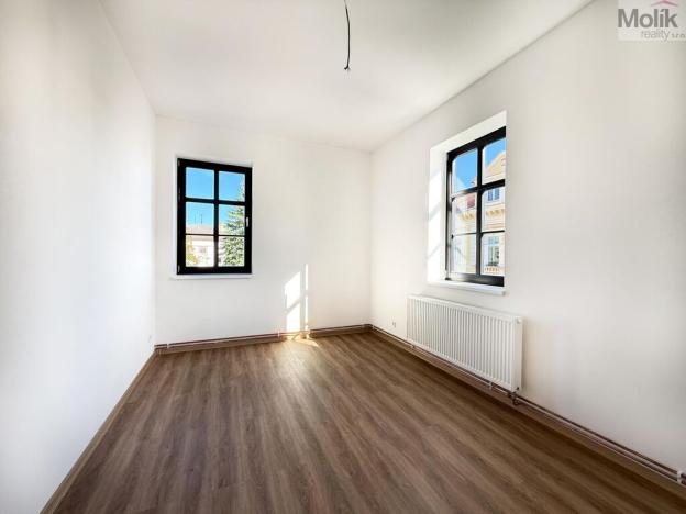 Pronájem bytu 3+kk, Osek, Tovární, 70 m2