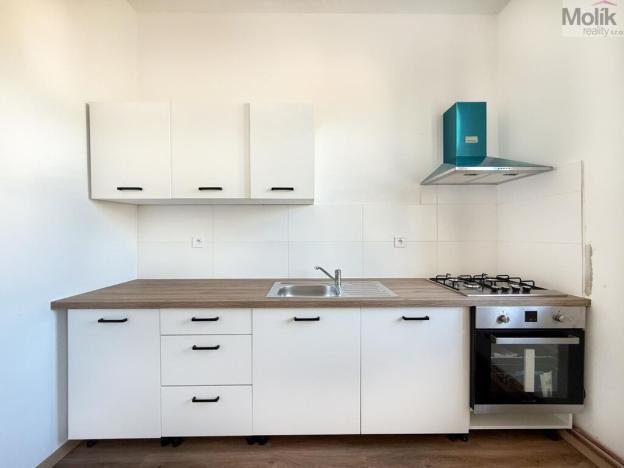 Pronájem bytu 3+kk, Osek, Tovární, 70 m2