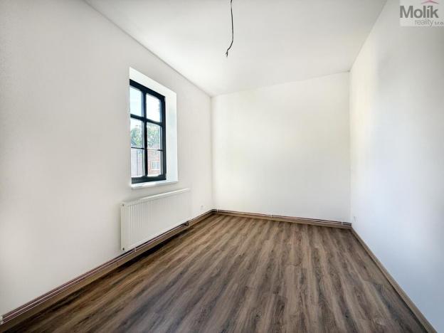 Pronájem bytu 3+kk, Osek, Tovární, 70 m2