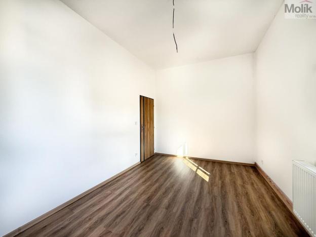 Pronájem bytu 3+kk, Osek, Tovární, 70 m2